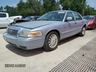 2010 Mercury Grand Marquis LS z VIN 2MEBM7FV9AX633851, wystawiony jako Copart lot #55383365 z przebiegiem 132 060 mil mil oraz Tytuł czysty. Historia ofert i sprzedaży dostępna na DreamBid. Obrazek 1.