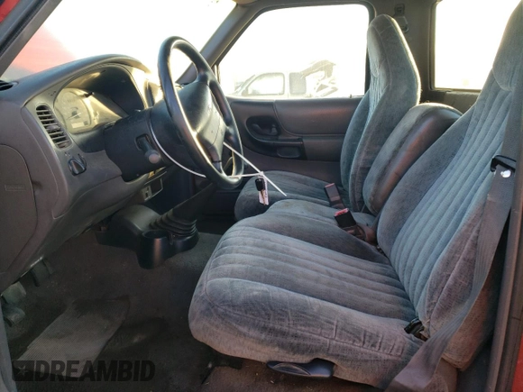 2000 Ford Ranger XL with VIN 1FTYR10V0YPB61591, listed as a Copart auction lot 88087815 with 151,529 mi miles and Salvage Title. Bid and sale history available at carsss.com. Image 7.