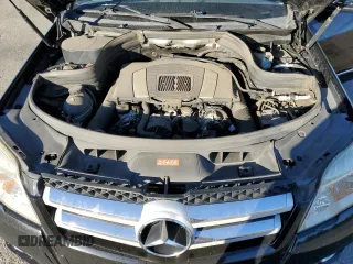 2010 Mercedes-Benz GLK 350 with VIN WDCGG8HB8AF329973, listed as a Copart auction lot 68148024 with 143,503 mi miles and Salvage Title. Bid and sale history available at DreamBid. Image 14.