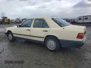 1987 Mercedes-Benz 300 E z VIN WDBEA30D5HA407789, wystawiony jako Copart lot #46482625 z przebiegiem 123 275 mil mil oraz Czysty tytuł • Clean title. Historia ofert i sprzedaży dostępna na DreamBid. Obrazek 2.