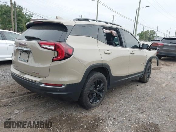 2022 GMC Terrain AT4 with VIN 3GKALYEV1NL198536, listed as a IAAI auction lot 42496284 with 290 mi miles and . Bid and sale history available at DreamBid. Image 4.