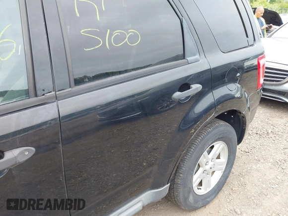 2009 Ford Escape Hybrid with VIN 1FMCU59369KB61445, listed as a IAAI auction lot 42377759 with Not provided miles and . Bid and sale history available at DreamBid. Image 6.