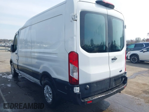 2019 Ford Transit with VIN 1FTYR2CM0KKA87201, listed as a IAAI auction lot 41741165 with 81,635 mi miles. Bid and sale history available at carsss.com. Image 3.