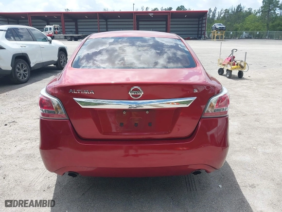 2015 Nissan Altima 2.5 with VIN 1N4AL3AP5FC596180, listed as a IAAI auction lot 41968552 with 104,838 mi miles. Bid and sale history available at carsss.com. Image 16.