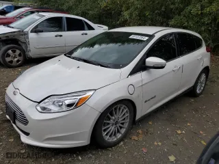 2014 Ford Focus Electric with VIN 1FADP3R46EL382793, listed as a Copart auction lot 68187364 with NaN miles and Salvage Title. Bid and sale history available at carsss.com. Image 1.