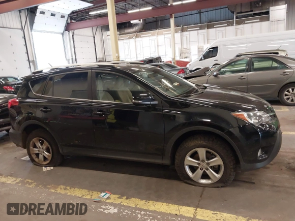 2014 Toyota RAV4 XLE with VIN 2T3RFREV7EW174388, listed as a IAAI auction lot 41752324 with 70,852 mi miles. Bid and sale history available at carsss.com. Image 14.