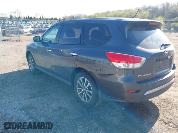 2013 Nissan Pathfinder SV with VIN 5N1AR2MM0DC608006, listed as a IAAI auction lot 42121692 with 207,053 mi miles. Bid and sale history available at carsss.com. Image 3.