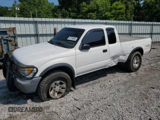 1999 Toyota Tacoma PreRunner with VIN 4TASN92NXXZ551335, listed as a Copart auction lot 62199645 with 198,754 mi miles and Salvage title. Bid and sale history available at DreamBid. Image 1.