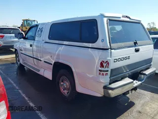 1999 Dodge Ram 2500 with VIN 1B7KC236XXJ533327, listed as a IAAI auction lot 41885482 with 178,937 mi miles. Bid and sale history available at carsss.com. Image 3.
