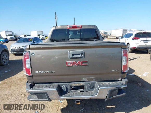 2015 GMC Canyon 2WD SLT with VIN 1GTG5CE33F1217775, listed as a IAAI auction lot 41485677 with 1 mi miles. Bid and sale history available at carsss.com. Image 17.