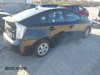 2010 Toyota Prius II with VIN JTDKN3DU0A5209672, listed as a IAAI auction lot 42057108 with 111,162 mi miles. Bid and sale history available at carsss.com. Image 4.
