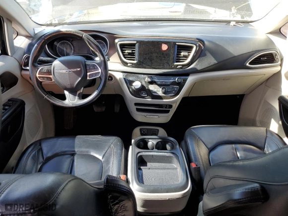 2017 Chrysler Pacifica Touring-L with VIN 2C4RC1BG8HR576578, listed as a Copart auction lot 47203165 with 125,215 mi miles and Salvage Title. Bid and sale history available at carsss.com. Image 8.