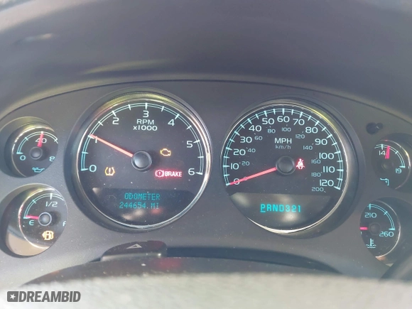 2008 Chevrolet Avalanche LS with VIN 3GNFK123X8G250104, listed as a IAAI auction lot 41383556 with 244,654 mi miles. Bid and sale history available at carsss.com. Image 7.