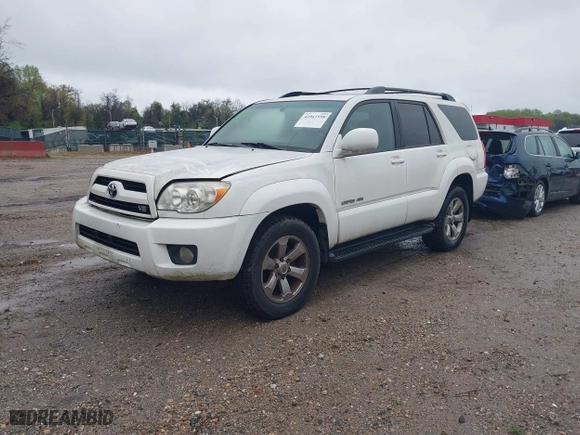 2006 Toyota 4Runner Limited with VIN JTEBT17R660060301, listed as a IAAI auction lot 41961958 with 210,426 mi miles. Bid and sale history available at carsss.com. Image 17.