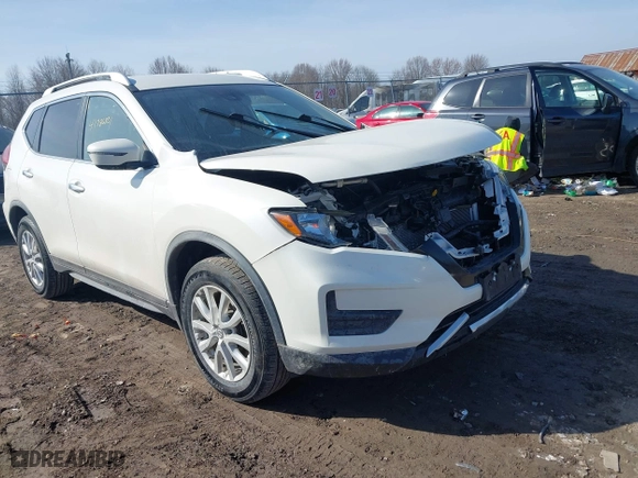 2020 Nissan Rogue SV with VIN JN8AT2MV8LW121958, listed as a IAAI auction lot 41786521 with 52,008 mi miles. Bid and sale history available at carsss.com. Image 1.