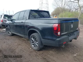 2021 Honda Ridgeline Sport with VIN 5FPYK3F19MB017134, listed as a IAAI auction lot 41942440 with 30,794 mi miles and . Bid and sale history available at DreamBid. Image 3.