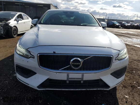 2020 Volvo S60 Momentum with VIN 7JRA22TK9LG065806, listed as a Copart auction lot 47631915 with 79,620 mi miles and Salvage Title. Bid and sale history available at carsss.com. Image 5.