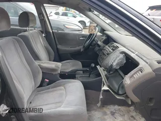 1999 Honda Accord LX z VIN JHMCG564XXC007996, wystawiony jako IAAI lot #42228809 z przebiegiem 342 104 mil mil oraz . Historia ofert i sprzedaży dostępna na DreamBid. Obrazek 5.