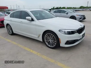2018 BMW 5 Series 530i с VIN WBAJA5C54JWA39338, выставлен на аукционе IAAI как лот 42107759 с пробегом 97 037 миль миль и . История ставок и продаж доступна на DreamBid. Изображение 1.