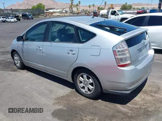 2007 Toyota Prius with VIN JTDKB20U977090140, listed as a IAAI auction lot 42688038 with 198,665 mi miles and . Bid and sale history available at DreamBid. Image 3.