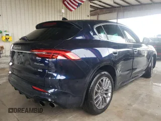 2023 Maserati Grecale GT z VIN ZN682AVA0P7430132, wystawiony jako Copart lot #47907934 z przebiegiem 12 297 mil mil oraz . Historia ofert i sprzedaży dostępna na DreamBid. Obrazek 3.