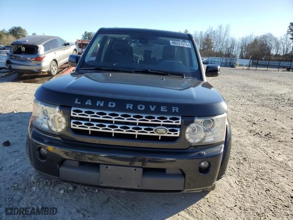 2011 Land Rover LR4 HSE with VIN SALAG2D4XBA561496, listed as a Copart auction lot 88231575 with NaN miles and Clean Title. Bid and sale history available at carsss.com. Image 5.