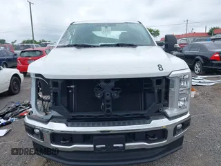2023 Ford F-250 XL с VIN 1FT7W2BA6PEC73116, выставлен на аукционе IAAI как лот 42595189 с пробегом 15 778 миль миль и . История ставок и продаж доступна на DreamBid. Изображение 13.