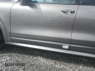 2014 Porsche Cayenne GTS с VIN WP1AD2A22ELA70950, выставлен на аукционе Copart как лот 48324015 с пробегом 75 310 миль миль и На запчасти • Non repairable. История ставок и продаж доступна на DreamBid. Изображение 13.