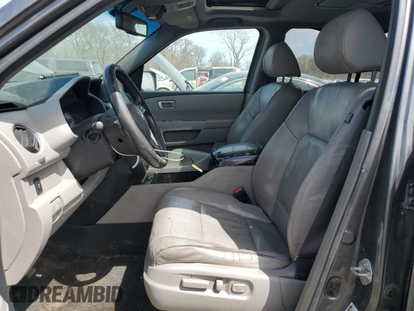 2011 Honda Pilot EX-L with VIN 5FNYF4H67BB068544, listed as a Copart auction lot 52986115 with 237,929 mi miles and Clean Title. Bid and sale history available at carsss.com. Image 7.