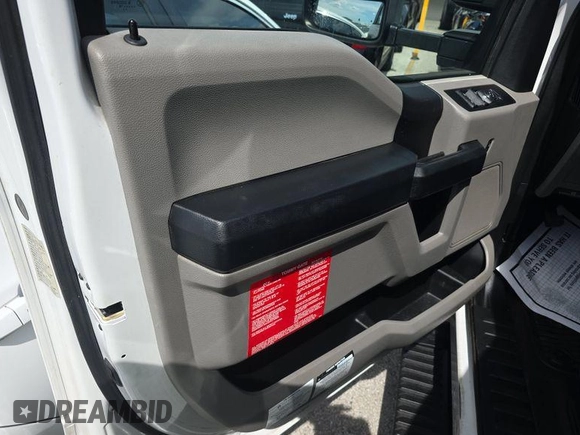 2018 Ford F-250 XL with VIN 1FT7W2A6XJEB99400, listed as a IAAI auction lot 42849106 with 86,965 mi miles and . Bid and sale history available at DreamBid. Image 22.