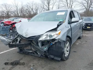 2012 Toyota Sienna LE AAS с VIN 5TDKK3DCXCS187273, выставлен на аукционе IAAI как лот 41741836 с пробегом 126 290 миль миль и . История ставок и продаж доступна на DreamBid. Изображение 17.