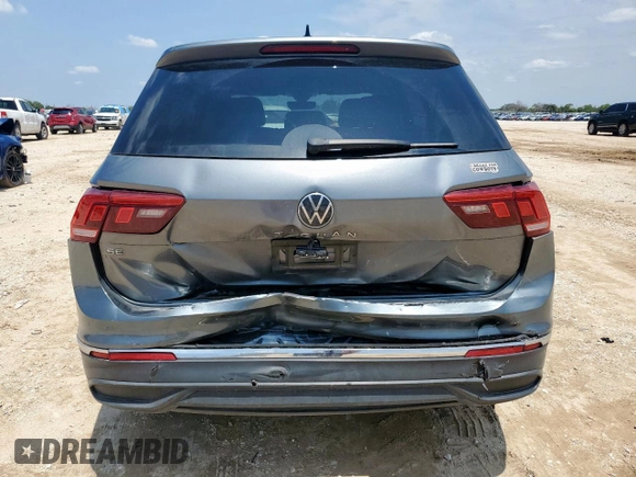 2022 Volkswagen Tiguan SE z VIN 3VV3B7AX3NM016629, wystawiony jako Copart lot #58330375 z przebiegiem 70 251 mil mil oraz Szkoda całkowita • Salvage title. Historia ofert i sprzedaży dostępna na DreamBid. Obrazek 6.