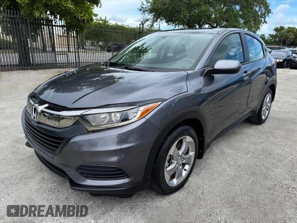 2022 Honda HR-V LX with VIN 3CZRU5H30NM724759, listed as a Copart auction lot 61826825 with 22,745 mi miles and Non repairable. Bid and sale history available at DreamBid. Image 1.