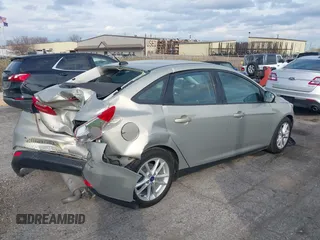 2015 Ford Focus SE with VIN 1FADP3F22FL384125, listed as a IAAI auction lot 40746333 with 53,530 mi miles. Bid and sale history available at carsss.com. Image 4.