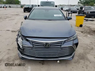 2020 Toyota Avalon Limited z VIN 4T1DZ1FB5LU042145, wystawiony jako Copart lot #51529935 z przebiegiem 61 133 mil mil oraz Szkoda całkowita • Salvage title. Historia ofert i sprzedaży dostępna na DreamBid. Obrazek 5.