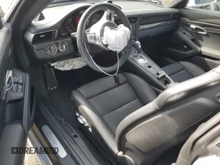 2015 Porsche 911 Turbo S with VIN WP0AD2A97FS166370, listed as a Copart auction lot 68497274 with 3,015 mi miles and Salvage Title. Bid and sale history available at carsss.com. Image 8.