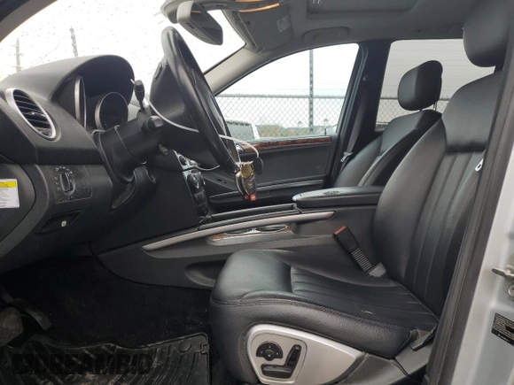 2008 Mercedes-Benz M 550 с VIN 4JGBB72E18A405497, выставлен на аукционе Copart как лот 50328955 с пробегом 248 384 миль миль и Чистый • Clean title. История ставок и продаж доступна на DreamBid. Изображение 7.