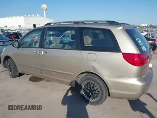 2006 Toyota Sienna CE with VIN 5TDZA23CX6S537308, listed as a IAAI auction lot 40652615 with 141,684 mi miles. Bid and sale history available at carsss.com. Image 14.
