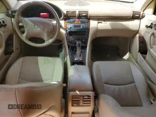 2001 Mercedes-Benz C 320 with VIN WDBRF64JX1F125063, listed as a Copart auction lot 70102164 with 204,937 mi miles and Salvage Title. Bid and sale history available at DreamBid. Image 8.