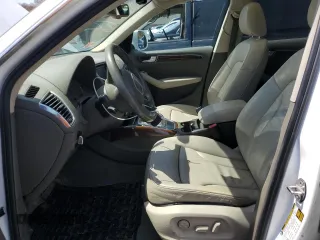 2011 Audi Q5 Premium Plus z VIN WA1LFAFP6BA088131, wystawiony jako Copart lot #54362445 z przebiegiem 145 591 mil mil oraz Szkoda całkowita • Salvage title. Historia ofert i sprzedaży dostępna na DreamBid. Obrazek 7.