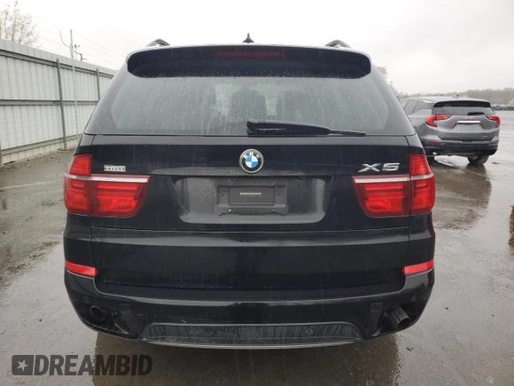 2011 BMW X5 35i with VIN 5UXZV4C50BL402804, listed as a Copart auction lot 51707735 with 118,209 mi miles and Clean Title. Bid and sale history available at carsss.com. Image 6.