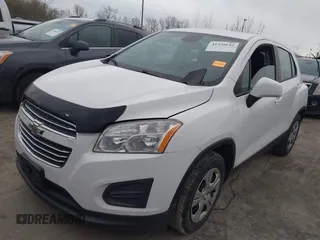 2016 Chevrolet Trax LS with VIN KL7CJKSBXGB647909, listed as a IAAI auction lot 41930642 with 112,063 mi miles. Bid and sale history available at carsss.com. Image 2.