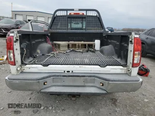 2011 Nissan Frontier SV z VIN 1N6AD0CU3BC429588, wystawiony jako Copart lot #50366045 z przebiegiem 109 132 mil mil oraz Szkoda całkowita • Salvage title. Historia ofert i sprzedaży dostępna na DreamBid. Obrazek 6.