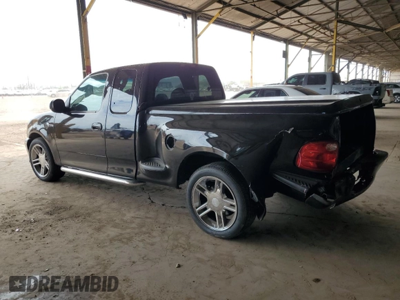 2000 Ford F-150 XL z VIN 2FTRX07L5YCB06306, wystawiony jako Copart lot #66777554 z przebiegiem Nie podano mil oraz Szkoda całkowita • Salvage title. Historia ofert i sprzedaży dostępna na DreamBid. Obrazek 2.