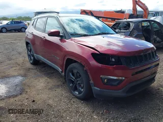 2021 Jeep Compass Latitude с VIN 3C4NJCBB0MT510361, выставлен на аукционе IAAI как лот 42283289 с пробегом 37 468 миль миль и . История ставок и продаж доступна на DreamBid. Изображение 1.