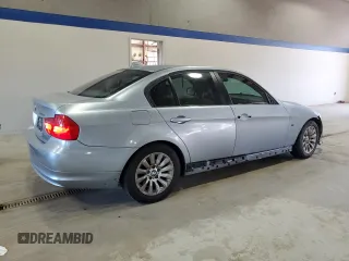 2009 BMW 3 Series 328i with VIN WBAPH77509NM28715, listed as a Copart auction lot 50354365 with 194,826 mi miles and Salvage Title. Bid and sale history available at carsss.com. Image 3.