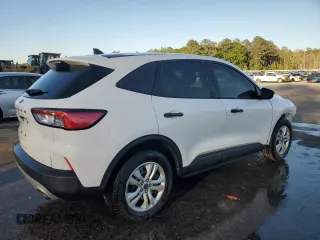 2022 Ford Escape S with VIN 1FMCU0F62NUB48093, listed as a Copart auction lot 53029925 with 140,868 mi miles and Salvage title. Bid and sale history available at DreamBid. Image 3.