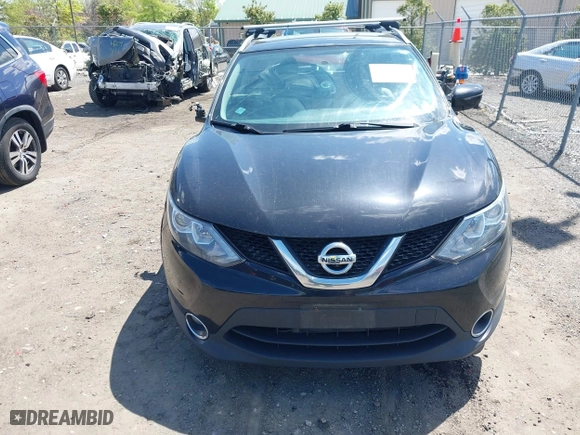 2017 Nissan Rogue Sport SL with VIN JN1BJ1CR2HW111621, listed as a IAAI auction lot 42021526 with 249,847 mi miles. Bid and sale history available at carsss.com. Image 12.