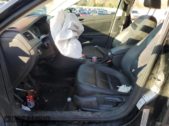 2012 Volkswagen Jetta Sedan SE w/Convenience PZEV with VIN 3VWDP7AJ8CM322350, listed as a Copart auction lot 83039504 with 185,266 mi miles and Salvage Title. Bid and sale history available at carsss.com. Image 7.