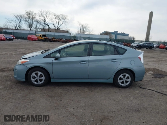 2014 Toyota Prius Four with VIN JTDKN3DU7E1752501, listed as a IAAI auction lot 41833673 with 97,001 mi miles. Bid and sale history available at carsss.com. Image 13.